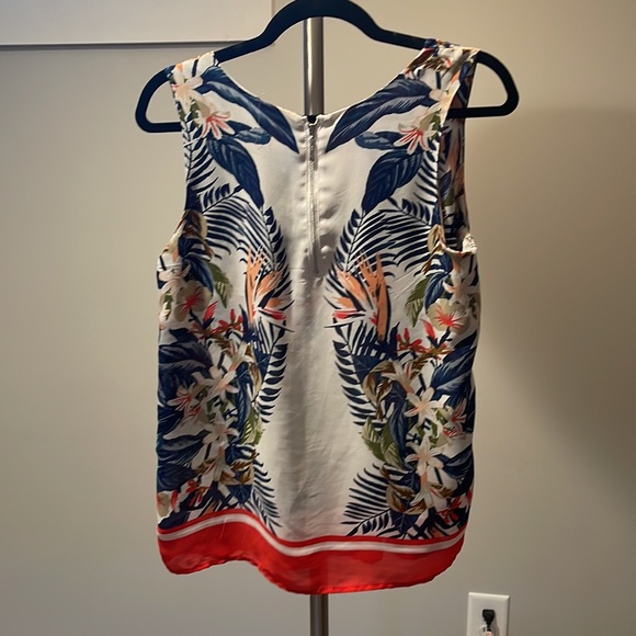 Floral, beach tank - Picture 2 of 2